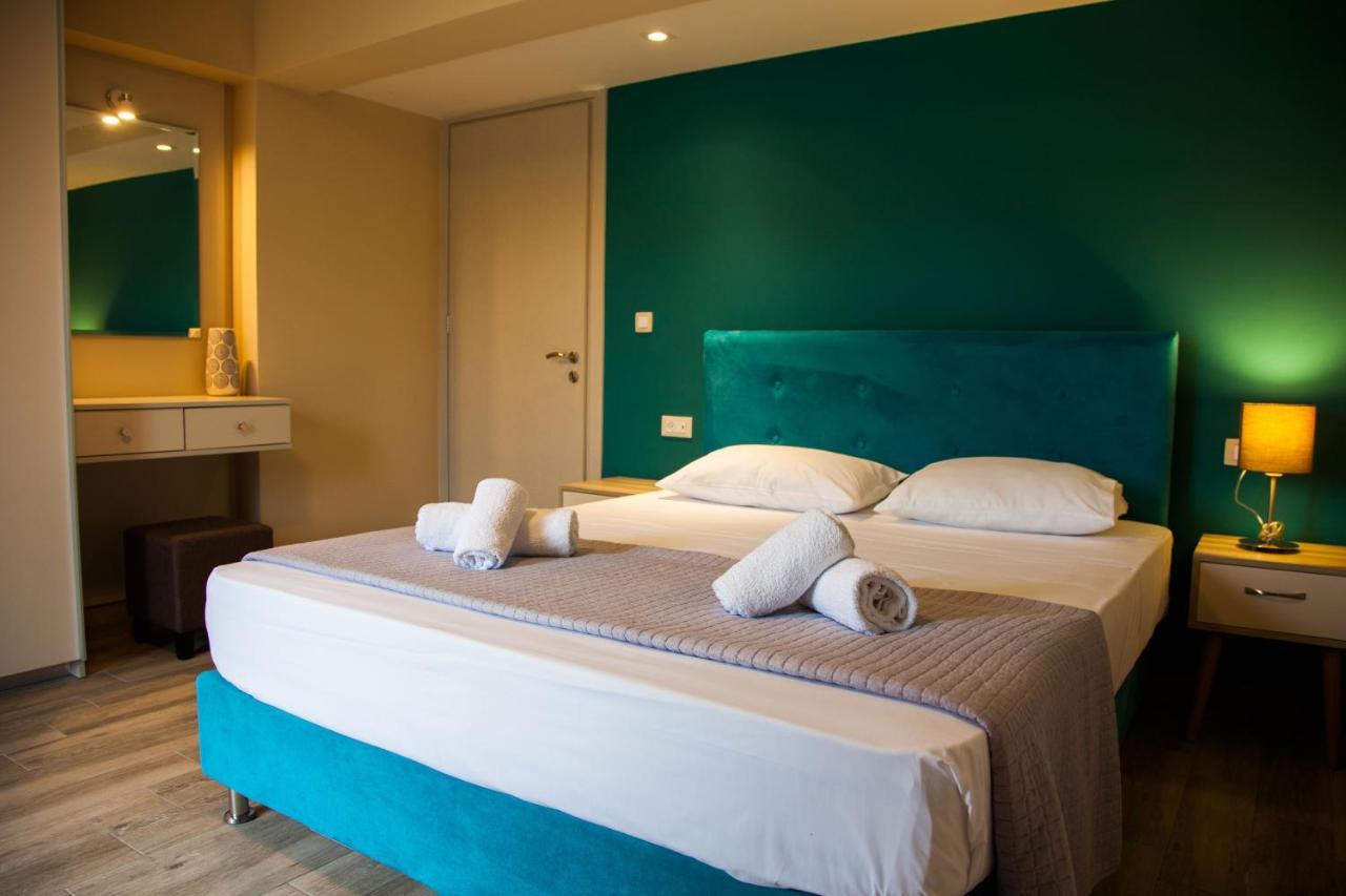 Paporas Apartments สโวโรนาตา ภายนอก รูปภาพ